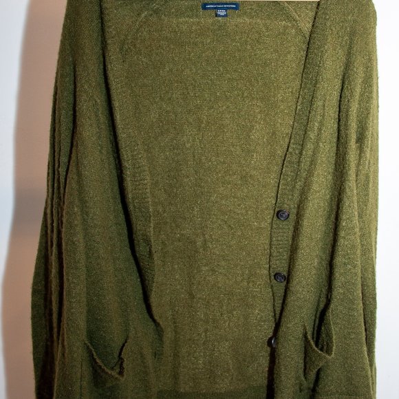 Cozy forest green cardigan - Picture 2 of 7